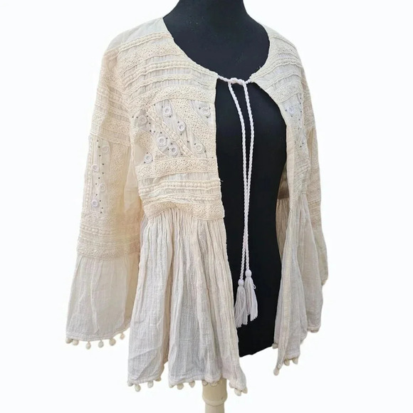 Embroidered Embellished Hippie BOHO Kimono Tie Front Prairie Shrug Cream Medium - Picture 2 of 13